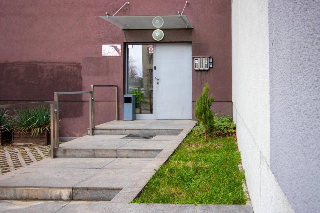 Fantastic Studio Studentski Grad Sofia Exterior photo
